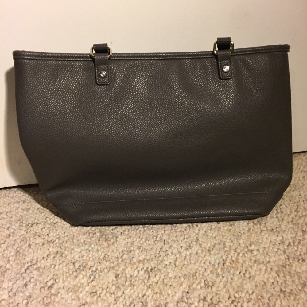 Gray ThirtyOne Shoulder Handbag